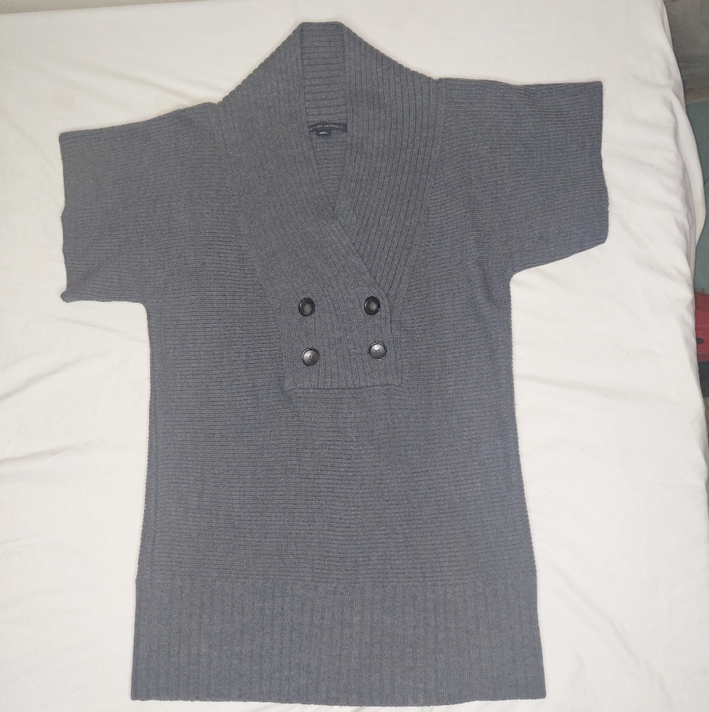 Banana Republic V-Neck Charcoal Wool Sweater Sz S